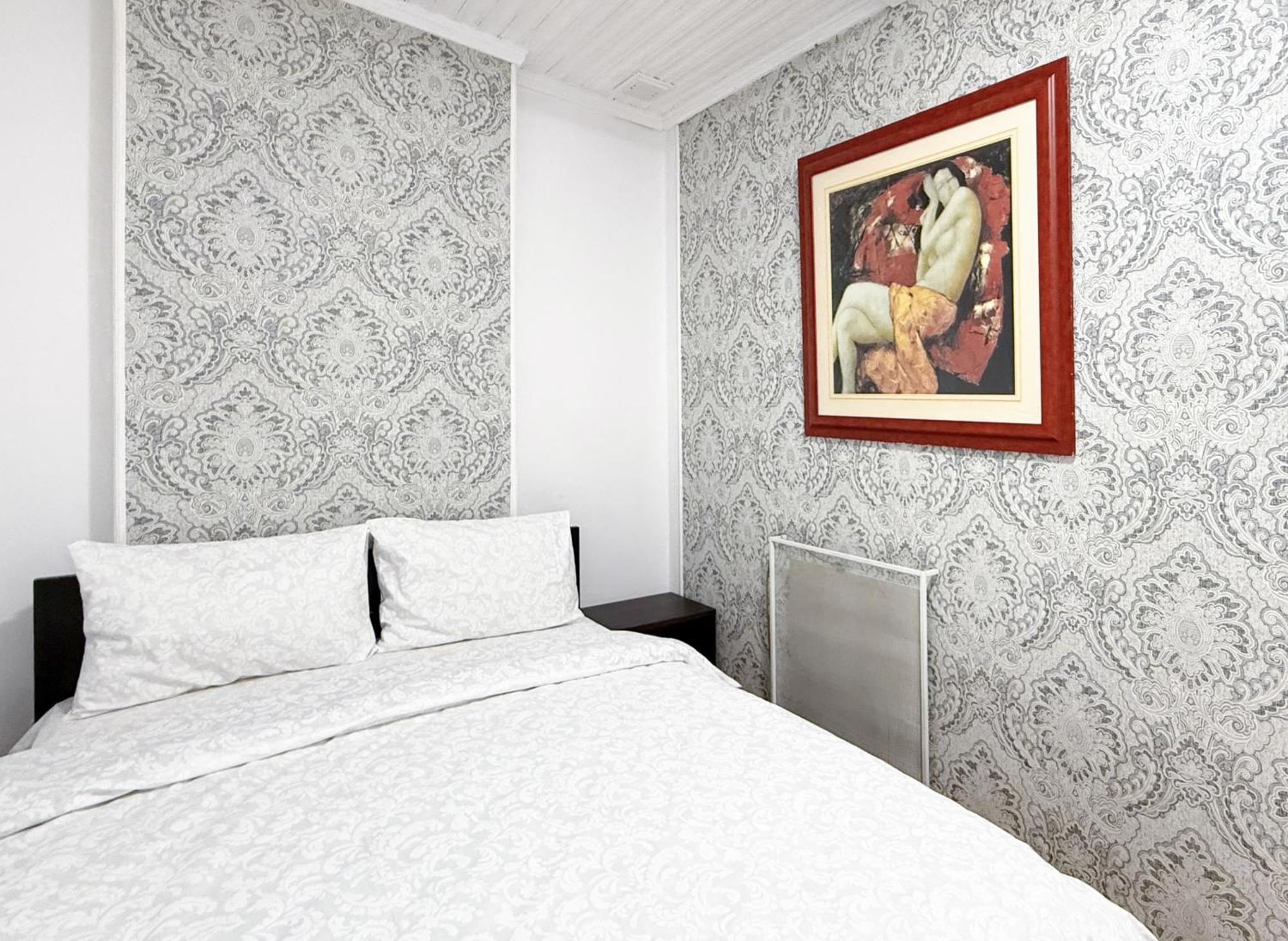 Teodora Square Apartments Площа Святого Теодора Lviv Bagian luar foto