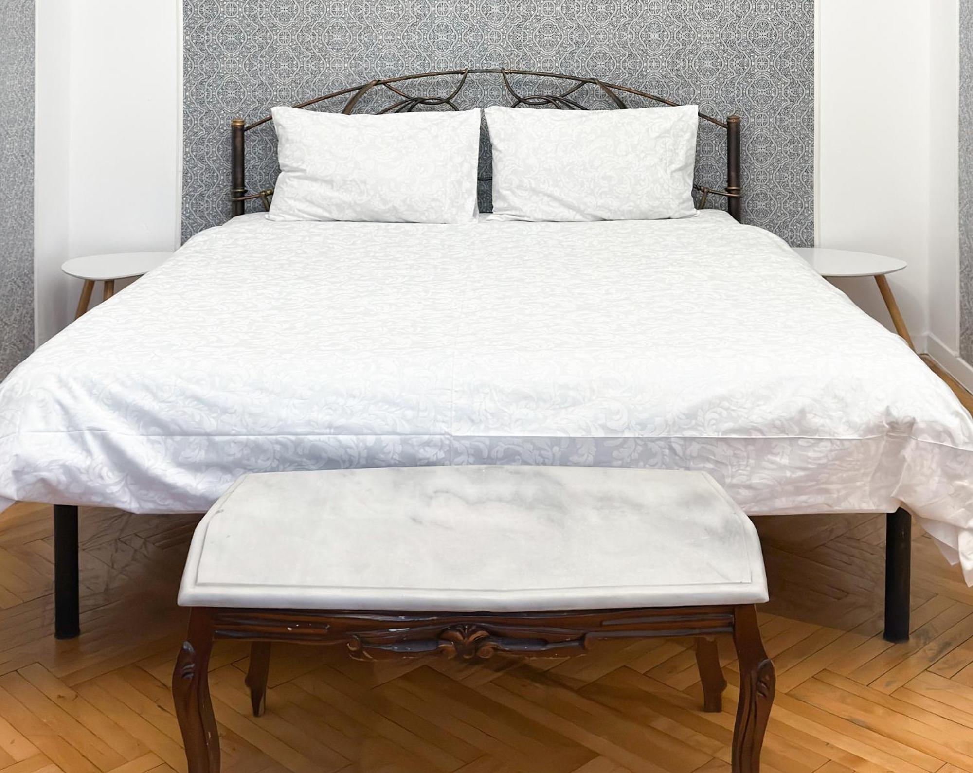 Teodora Square Apartments Площа Святого Теодора Lviv Bagian luar foto