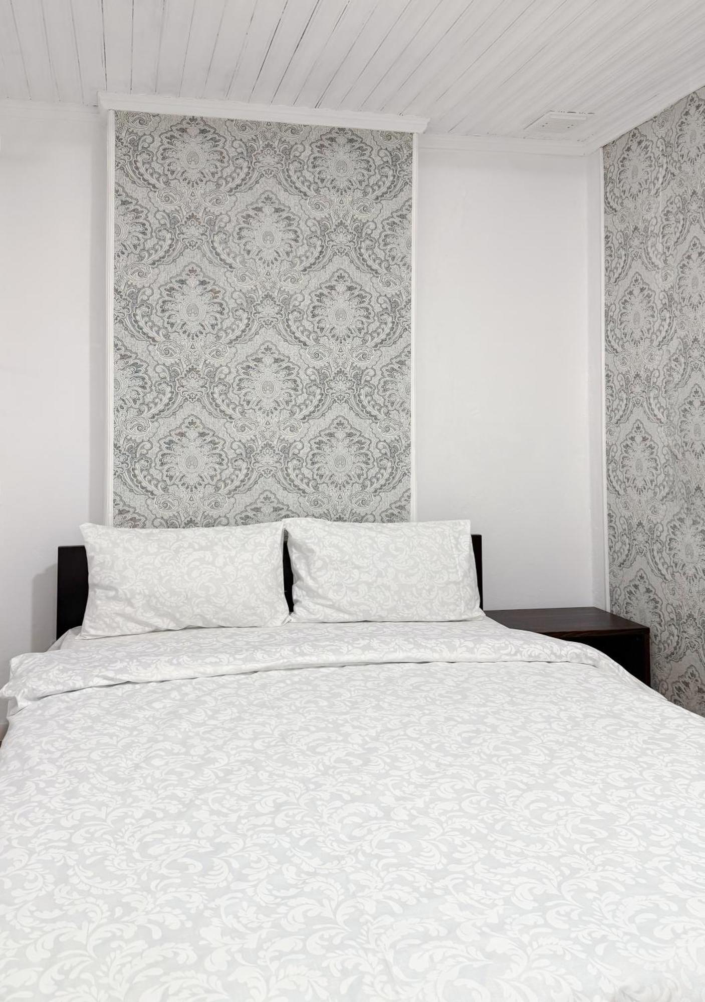 Teodora Square Apartments Площа Святого Теодора Lviv Bagian luar foto